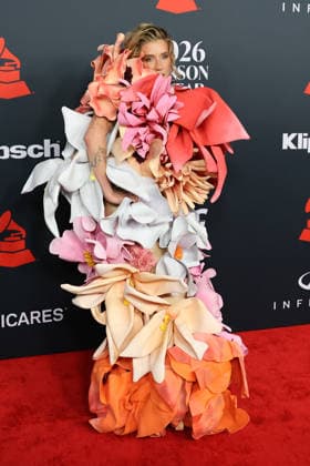 USA - MusiCares Person of the Year Event IHO Mariah Carey - Los Angeles LOS ANGELES - JAN 30: Kesha at the MusiCares Person of the Year Event IHO Mariah Carey at the LA Convention Center on January 30, 2026 in Los Angeles, CA Los Angeles CA USA  Copyright: xHPAx xHutchinsxPhotox