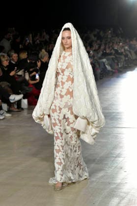 Model bei der Kilian Kerner Fashion Show auf der Berlin Fashion Week A W 2026 im NLND Neuland Berlin. Berlin, 30.01.2026