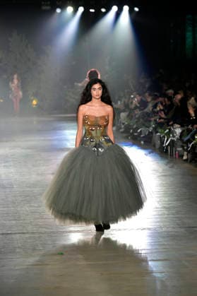 Model bei der Danny Reinke Fashion Show auf der Berlin Fashion Week A W 2026 im NLND Neuland Berlin. Berlin, 30.01.2026