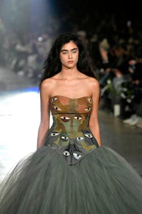 Model bei der Danny Reinke Fashion Show auf der Berlin Fashion Week A W 2026 im NLND Neuland Berlin. Berlin, 30.01.2026