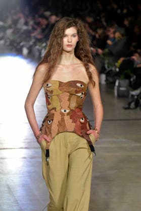 Model bei der Danny Reinke Fashion Show auf der Berlin Fashion Week A W 2026 im NLND Neuland Berlin. Berlin, 30.01.2026