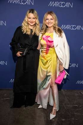 Nele Ludowig Roeffen und Frauke Ludowig Mutter tochter zu Gast auf dem roten Teppich bei der Marc Cain Fashion Show Echo of now im Funkhaus Berlin am 30.01.2028 Berlin Deutschland