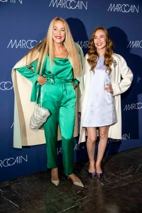 Jerry Hall und Elizabeth Jagger zu Gast auf dem roten Teppich bei der Marc Cain Fashion Show Echo of now im Funkhaus Berlin am 30.01.2028 Berlin Deutschland