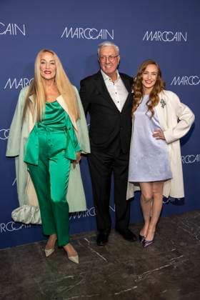 Jerry Hall, Helmut Schlotterer und Elizabeth Jagger zu Gast auf dem roten Teppich bei der Marc Cain Fashion Show Echo of now im Funkhaus Berlin am 30.01.2028 Berlin Deutschland