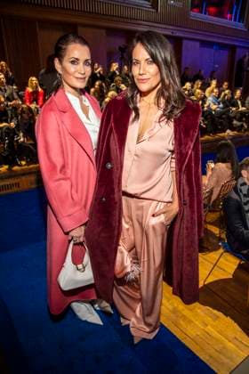 Anja Kling und Bettina Zimmermann bei der Marc Cain Fashion Show Echo of now im Funkhaus Berlin am 30.01.2028 Berlin Deutschland