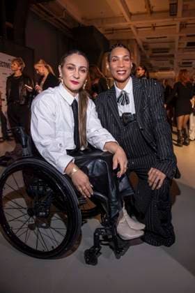 Annabelle Mandeng und Kristina Vogel im Rollstuhl zu Gast bei Killian Kerner auf der Berlin Fashion Week Autumn Winter 2026 im NLND Berlin am 30.01.2026 Berlin Deutschland