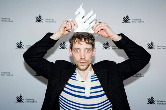 GÖTEBORG, SWEDEN 20260131 Dragon Award Best Acting is awarded to Adam Lundgren for the role in The Beekeeper , directed by Marcus Carlsson during the closing gala of the Göteborg Film Festival where this years Dragon Awards are presented at Hotel Draken in Gothenburg GÖTEBORG SWEDEN x9200x  Copyright: xBjörnxLarssonxRosvall TTx DRAGON AWARDS 2026 BO4olGAJGAQ