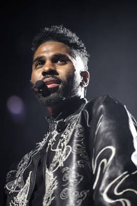 Jason Derulo in concert American singer-songwriter Jason Derulo in concert during his ˜Last Dance World Tour™ at The O2, London London The O2 UK Copyright: xJohnxBarryx JB3_1924