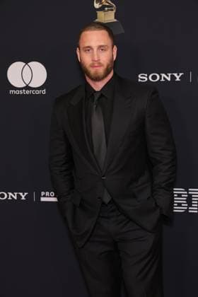LOS ANGELES, CALIFORNIA - JANUARY 31: Chet Hanks at the 68th GRAMMY Awards Pre-GRAMMY Gala & GRAMMY Salute to Industry Icons Honoring Avery Lipman & Monte Lipman on January 31, 2026 in Los Angeles, California Credit: USA - ZUMAa123 20260131_zaa_a123_068 Copyright: xAdMediax