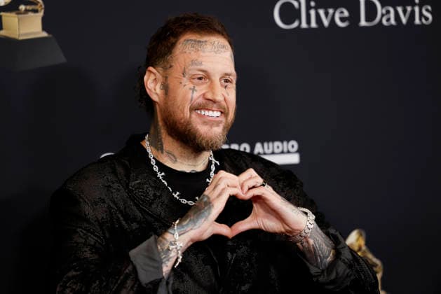 Jelly Roll arrives on the red carpet for the Pre-Grammy Gala on the eve of the 68th Annual Grammy Awards in Los Angeles on Saturday, January 31, 2026.  LAP20260131904 CAROLINExBREHMAN