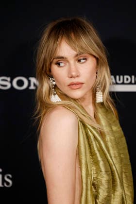 Suki Waterhouse arrives on the red carpet for the Pre-Grammy Gala on the eve of the 68th Annual Grammy Awards in Los Angeles on Saturday, January 31, 2026.  LAP20260131966 CAROLINExBREHMAN