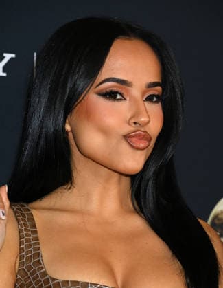 Pre-GRAMMY Gala 2026 Becky G arriving to the 2026 Pre-GRAMMY Gala held at the Beverly Hilton Hotel on January 31, 2026 in Beverly Hills, Ca. Beverly Hills Beverly Hilton Hotel California USA Copyright: xTammiexArroyox xAFF-USA.comx