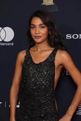 LOS ANGELES, CALIFORNIA - JANUARY 31: Olivia Dean at The GRAMMY Salute to Industry Icons Honoring Avery Lipman & Monte Lipman on January 31, 2026 in Los Angeles, California Copyright: xAdMediax xMediaPunchx