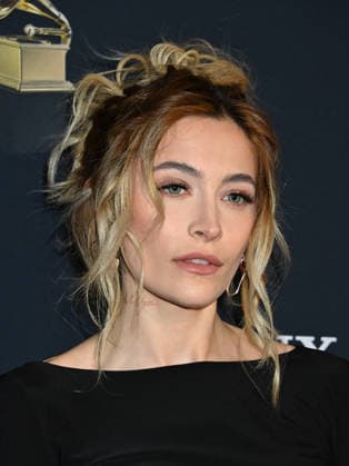 Pre-GRAMMY Gala 2026 Paris Jackson arriving to the 2026 Pre-GRAMMY Gala held at the Beverly Hilton Hotel on January 31, 2026 in Beverly Hills, Ca. Beverly Hills Beverly Hilton Hotel California USA Copyright: xTammiexArroyox xAFF-USA.comx