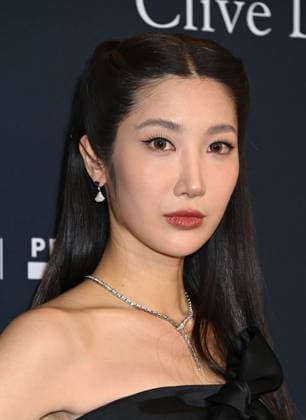 Pre-GRAMMY Gala 2026 EJAE arriving to the 2026 Pre-GRAMMY Gala held at the Beverly Hilton Hotel on January 31, 2026 in Beverly Hills, Ca. Beverly Hills Beverly Hilton Hotel California USA Copyright: xTammiexArroyox xAFF-USA.comx
