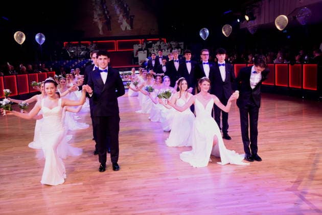 Chrysanthemen Muenchen 31.01.2026 Deutsches Theater Grossen Narrhalla Ball SoirÃ e Muenchner Leben mit Verleihung des Karl-Valentin-Ordens 2026 an Christoph Maria Herbst Schauspieler Foto Muenchen
