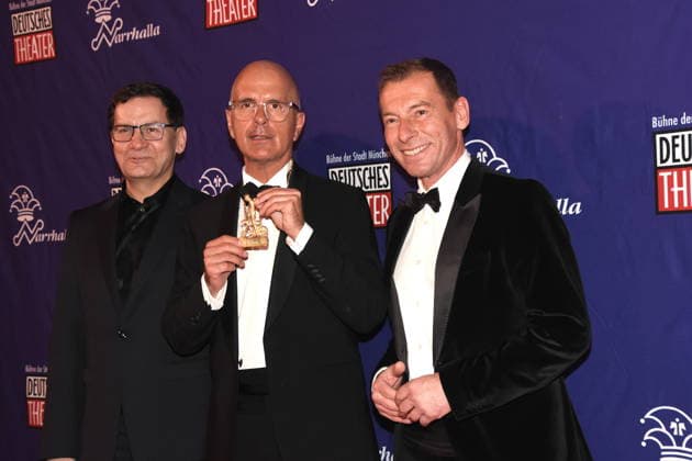 Laudator Moritz Netenjakob Autor Kabarettist Christoph Maria Herbst Schauspieler Karl Valentin Orden Preistraeger 2026 Markus Othmar Moderator Muenchen 31.01.2026 Deutsches Theater Grossen Narrhalla Ball SoirÃ e Muenchner Leben mit Verleihung des Karl-Valentin-Ordens 2026 an Christoph Maria Herbst Schauspieler Foto Muenchen