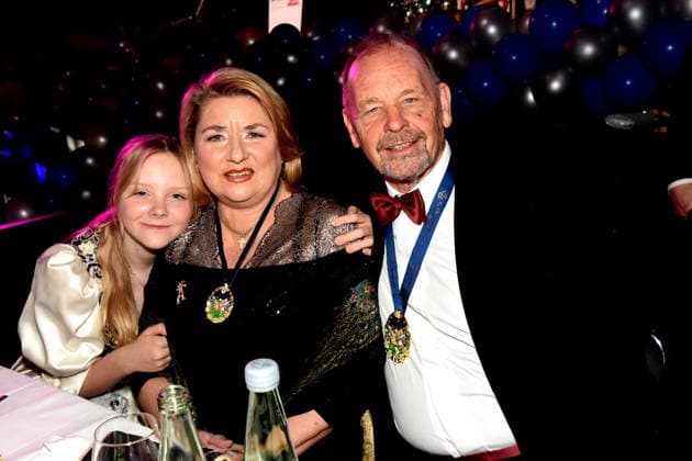 Tochter Gina. Angela Wiedl Saengerin Uwe Erhardt Musiker Muenchen 31.01.2026 Deutsches Theater Grossen Narrhalla Ball SoirÃ e Muenchner Leben mit Verleihung des Karl-Valentin-Ordens 2026 an Christoph Maria Herbst Schauspieler Foto Muenchen