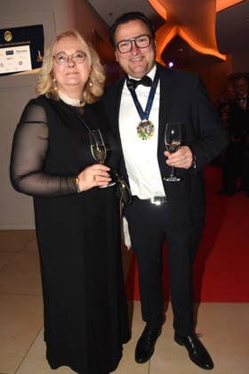 Yvonne Heckl Muenchner Schausteller Marktkaufleute Pressesprecherin Peter Bausch Muenchner Schausteller Marktkaufleute 1., Vorstand Muenchen 31.01.2026 Deutsches Theater Grossen Narrhalla Ball SoirÃ e Muenchner Leben mit Verleihung des Karl-Valentin-Ordens 2026 an Christoph Maria Herbst Schauspieler Foto Muenchen