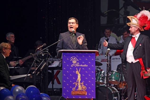 Moritz Netenjakob beim Großen Narrhalla Ball SoirÃ e Münchner Leben mit der Verleihung vom Karl-Valentin-Orden im Deutschen Theater. München, 31.01.2026