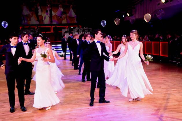 Chrysanthemen Muenchen 31.01.2026 Deutsches Theater Grossen Narrhalla Ball SoirÃ e Muenchner Leben mit Verleihung des Karl-Valentin-Ordens 2026 an Christoph Maria Herbst Schauspieler Foto Muenchen