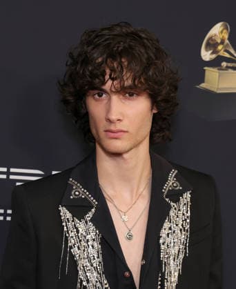 68th Grammy Awards - Pre-Grammy Gala & Grammy Salute to Industry Icons Honoring Avery Lipman & Monte Lipman Featuring: Sombr Where: Los Angeles, California, United States When: 01 Feb 2026 Credit: Faye s Vision Cover Images EDITORIAL USE ONLY. NOT FOR USE BY NEWSPAPERS BASED IN THE UK. Copyright: xx coverimg55430897