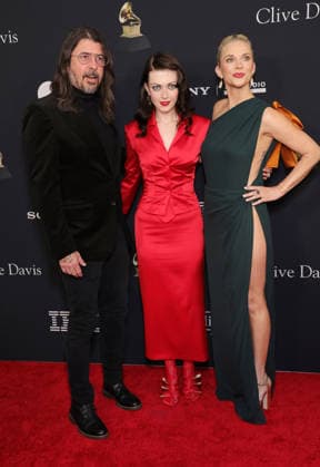 68th Grammy Awards - Pre-Grammy Gala & Grammy Salute to Industry Icons Honoring Avery Lipman & Monte Lipman Featuring: Dave Grohl, Violet Grohl, Jordyn Blum Where: Los Angeles, California, United States When: 01 Feb 2026 Credit: Faye s Vision Cover Images EDITORIAL USE ONLY. NOT FOR USE BY NEWSPAPERS BASED IN THE UK. Copyright: xx coverimg55430792