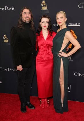 68th Grammy Awards - Pre-Grammy Gala & Grammy Salute to Industry Icons Honoring Avery Lipman & Monte Lipman Featuring: Dave Grohl, Violet Grohl, Jordyn Blum Where: Los Angeles, California, United States When: 01 Feb 2026 Credit: Faye s Vision Cover Images EDITORIAL USE ONLY. NOT FOR USE BY NEWSPAPERS BASED IN THE UK. Copyright: xx coverimg55430795