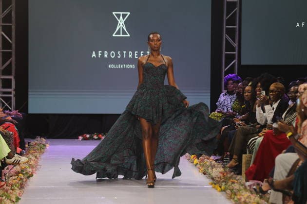 (260201) -- NAIROBI, Feb. 1, 2026 -- A model walks on the runway during the Nairobi Fashion Week at the Sarit Centre in Nairobi, Kenya, Jan. 31, 2026. (Photo by Xinhua) KENYA-NAIROBI-FASHION WEEK HenryxNaminde 