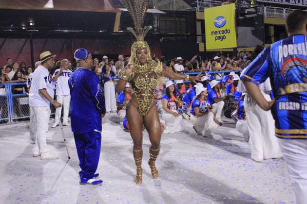 RIO DE JANEIRO, RJ - 01.02.2026: SEGUNDO DIA DE ENSAIOS TÃ CNICOS ESPECIAL - The drum queen, Bianca Monteiro, during the Portela technical rehearsal, this Saturday (31), at MarquÃªs de Sapucai. x2878123x  CarlosxEliasxJunior