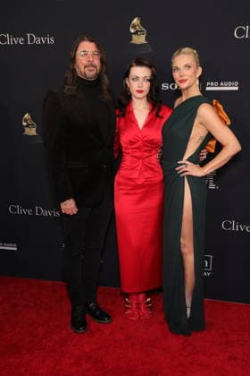 January 31, 2026, Los Angeles, California, USA: Dave Grohl, Violet Grohl, and Jordyn Blum at The GRAMMY Salute to Industry Icons Honoring Avery Lipman & Monte Lipman on January 31, 2026 in Los Angeles, California Credit: USA - ZUMAward 20260131_zaa_a123_156 Copyright: xAdMediax