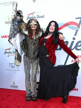 Steve Tyler™s 7th Annual Jam for Janie Grammy Viewing Party Steven Tyler and Mia Tyler arriving to Steve Tyler™s 7th Annual Jam for Janie Grammy Viewing Party at Hollywood Palladium on February 01, 2026 in Hollywood, CA. Hollywood Hollywood Palladium California USA Copyright: xLISAxOConnor AFF-USA.comx