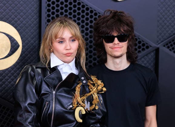 February 1, 2026, Los Angeles, California, USA: Miley Cyrus, Maxx Morando on the red carpet of the 68th Annual Grammy Awards on Sunday February 1, 2026 at Crypto.com Arena in Los Angeles, California. JAVIER ROJAS PI Los Angeles USA - ZUMAp124 20260201_zaa_p124_456 Copyright: xJavierxRojasx