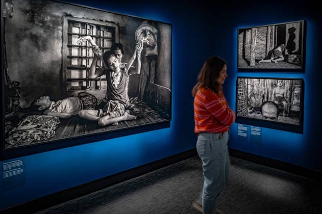 Berlin Mitte, Oranienburger Straße;; FOTOGRAFISKA Museum Berlin, The Contemporary Museum of Photography im ehemaligen Kunsthaus Tacheles. Ausstellung JAMES NACHTWEY : Memoria - 02.02.2026 *nur für die redaktionelle Berichterstattung Berlin