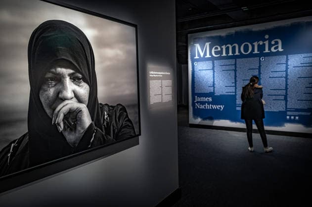 Berlin Mitte, Oranienburger Straße;; FOTOGRAFISKA Museum Berlin, The Contemporary Museum of Photography im ehemaligen Kunsthaus Tacheles. Ausstellung JAMES NACHTWEY : Memoria - 02.02.2026 *nur für die redaktionelle Berichterstattung Berlin