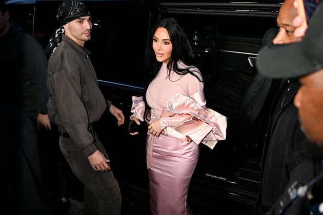 Kim Kardashian arrives for the worldwide launch of NikeSkims with a pop-up in the Marais district of Paris, France, February 2, 2026 NikeSkims inaugurates an experiential pop-up from February 3 to 8, the Marais district acting as a crossroads between luxury and urban culture The 500-square-meter space hosts fashion shows during fashion weeks under its 7 5-meter-high Eiffel-style glass roof Yehiel Chekroune Bestimage Kim Kardashian arrives for the global launch of NikeSkims, which includes a pop up in the Marais district of Paris, France, on February 2, 2026 Paris France  Copyright: xYehielxChekrounex xBestimagexYehielxChekrounex xBestimagex