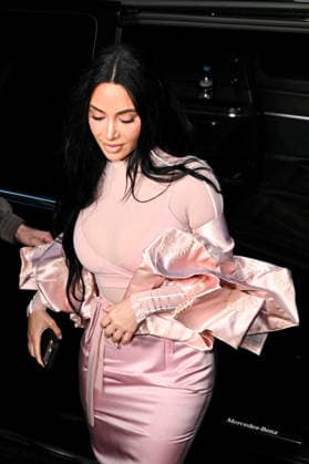 Kim Kardashian arrives for the worldwide launch of NikeSkims with a pop-up in the Marais district of Paris, France, February 2, 2026 NikeSkims inaugurates an experiential pop-up from February 3 to 8, the Marais district acting as a crossroads between luxury and urban culture The 500-square-meter space hosts fashion shows during fashion weeks under its 7 5-meter-high Eiffel-style glass roof Yehiel Chekroune Bestimage Kim Kardashian arrives for the global launch of NikeSkims, which includes a pop up in the Marais district of Paris, France, on February 2, 2026 Paris France  Copyright: xYehielxChekrounex xBestimagexYehielxChekrounex xBestimagex