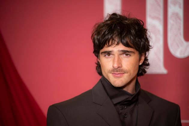 Hurlevent or Wuthering Heights photocall in Paris EB US actor Jacob Elordi poses during a photocall before the screening of the movie Wuthering Heights at the Grand Rex theater in Paris on February 2, 2026. Photo by Eliot Blondet ABACAPRESS.COM Paris France France  Copyright: xBlondetxEliot ABACAx