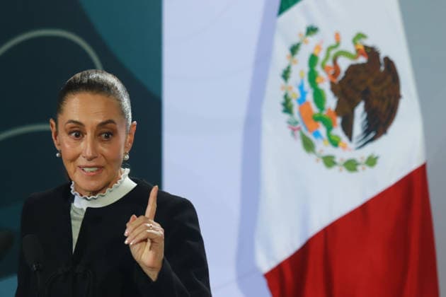 Mexico s President Claudia Sheinbaum speaks about the inauguration of the Santa FeÃ¢â‚¬Observatorio section of the El Insurgente train during a news conference at the National Film Archive in Chapultepec. on February 2, 2026 in Mexico City, Mexico. Mexico City Mexico - ZUMAe321 20260202_zia_e321_009 Copyright: xCarlosxSantiagox
