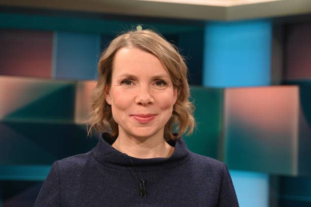 Journalistin Helene Bubrowski, stellvertretende Chefredakteurin Table.Media , zu Gast in der ARD Talkshow Hart aber Fair mit dem Thema Kein Aufschwung, Jobs in Gefahr: Wer muss jetzt mehr leisten? *** Journalist Helene Bubrowski, deputy editor-in-chief of Table Media , as a guest on the ARD talk show Hart aber Fair with the topic No upturn, jobs at risk Who needs to do more now?