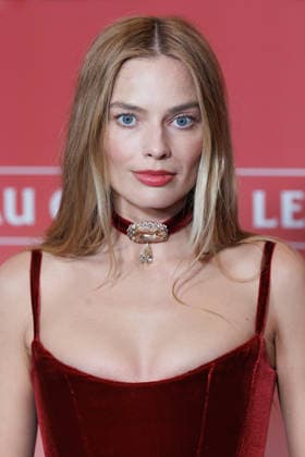 Wuthering Heights premiere at Grand Rex theatre Celebrities arrival on red carpet Avant premiere de Hurlevent au cinema Le Grand Rex Arrivees des celebrites sur le tapis rouge Margot Robbie 452724 2026 02 02 France  Copyright: xSebastienxFremontx xStarfacex STAR_452724_101