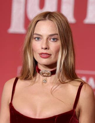 Hurlevent Photocall Margot Robbie attends the Hurlevent Photocall at Le Grand Rex on February 02, 2026 in Paris, France.  Copyright: xDFYx