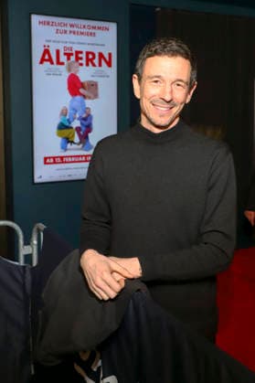 Die Älteren Premiere in Hamburg Oliver Berben Produzent auf dem roten Teppich bei der Kino Film Premiere Â Die AelterenÂ im Kinopolis HafenCity in Hamburg am 02.02.2026 Hamburg Germany
