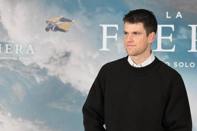 Photocall of the film La Fiera in Madrid Actor Miguel Bernardeau poses during the presentation of the film La Fiera at the Hotel Barceló Torre de Madrid, on February 03, 2026, in Madrid Spain The film delves into the universe of BASE jumping in wingsuits, one of the most extreme and fascinating disciplines of risk sport, to build a deeply human story PHOTOCALL CINE FILM ACTOR 03 FEBRUARY 2026 José Madrid Madrid Madrid Espana  Copyright: xJosÃ xOlivax 7262302