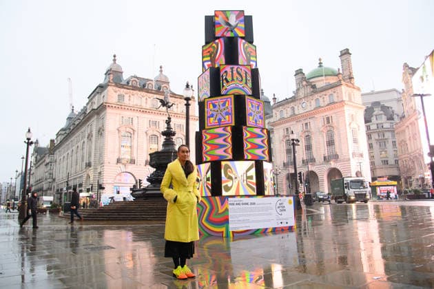 Art After Dark Launch at Piccadilly Circus, London, UK Lakwena Maciver poses with her artwork Rise and Shine in Piccadilly Circus, London, England, UK on Tuesday 3 February, 2026 as part Art of London s Art After Dark, its seasonal art and culture programme., Credit:Justin Ng Avalon UK, England, London, Piccadilly Circus Copyright: xJustinxNgx xAvalonx 1071735025