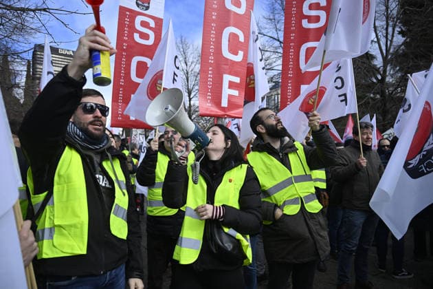Spanish railway unions protest in Madrid for safer trains after fatal crashes MADRID, SPAIN - FEBRUARY 03: Members of railway unions gather in front of the Ministry of Transport to demand concrete measures for the safety and organization of the railway system, in Madrid, Spain on February 03, 2026. The protest was organized in response to fatal train accidents that occurred in January in Adamuz (Cordoba) and Gelida (Barcelona), with demonstrators calling for maximum security protocols to prevent future tragedies. Burak Akbulut Anadolu Madrid Spain. Editorial use only. Please get in touch for any other usage.  Copyright: x2026xAnadoluxBurakxAkbulutx