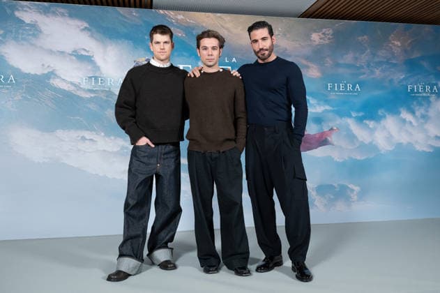 La Fiera - Photocall in Madrid, Spain - 03 Feb 2026 (L-R) Actors Miguel Bernardeau, Carlos Cuevas and Miguel Ángel Silvestre attend the photocall for LA FIERA at Hotel Barceló Torre de Madrid. Madrid Spain Copyright: xAtilanoxGarciax xSOPAxImagesx photos03920
