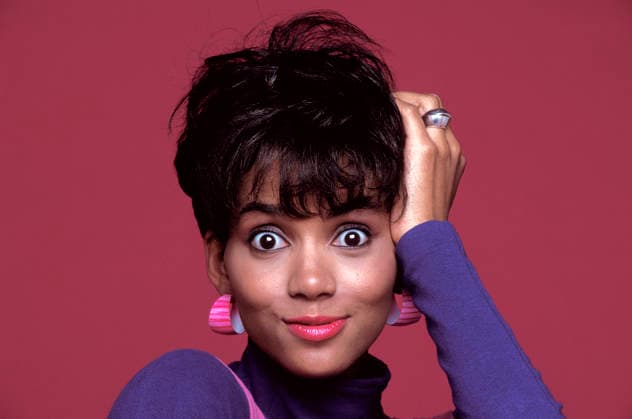 RECORD DATE NOT STATED Living Dolls Halle Berry 1989 EDITORIAL USE ONLY  Copyright: x