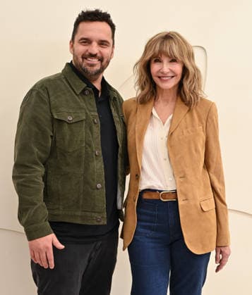 Apple TV Press Day Jake Johnson and Mary Steenburgen arriving to Apple TV Press Day at Barker Hanger on February 03, 2026 in Santa Monica, CA. Santa Monica Barker Hanger California USA Copyright: xLISAxOConnor AFF-USA.comx