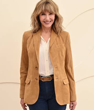Apple TV Press Day Mary Steenburgen arriving to Apple TV Press Day at Barker Hanger on February 03, 2026 in Santa Monica, CA. Santa Monica Barker Hanger California USA Copyright: xLISAxOConnor AFF-USA.comx
